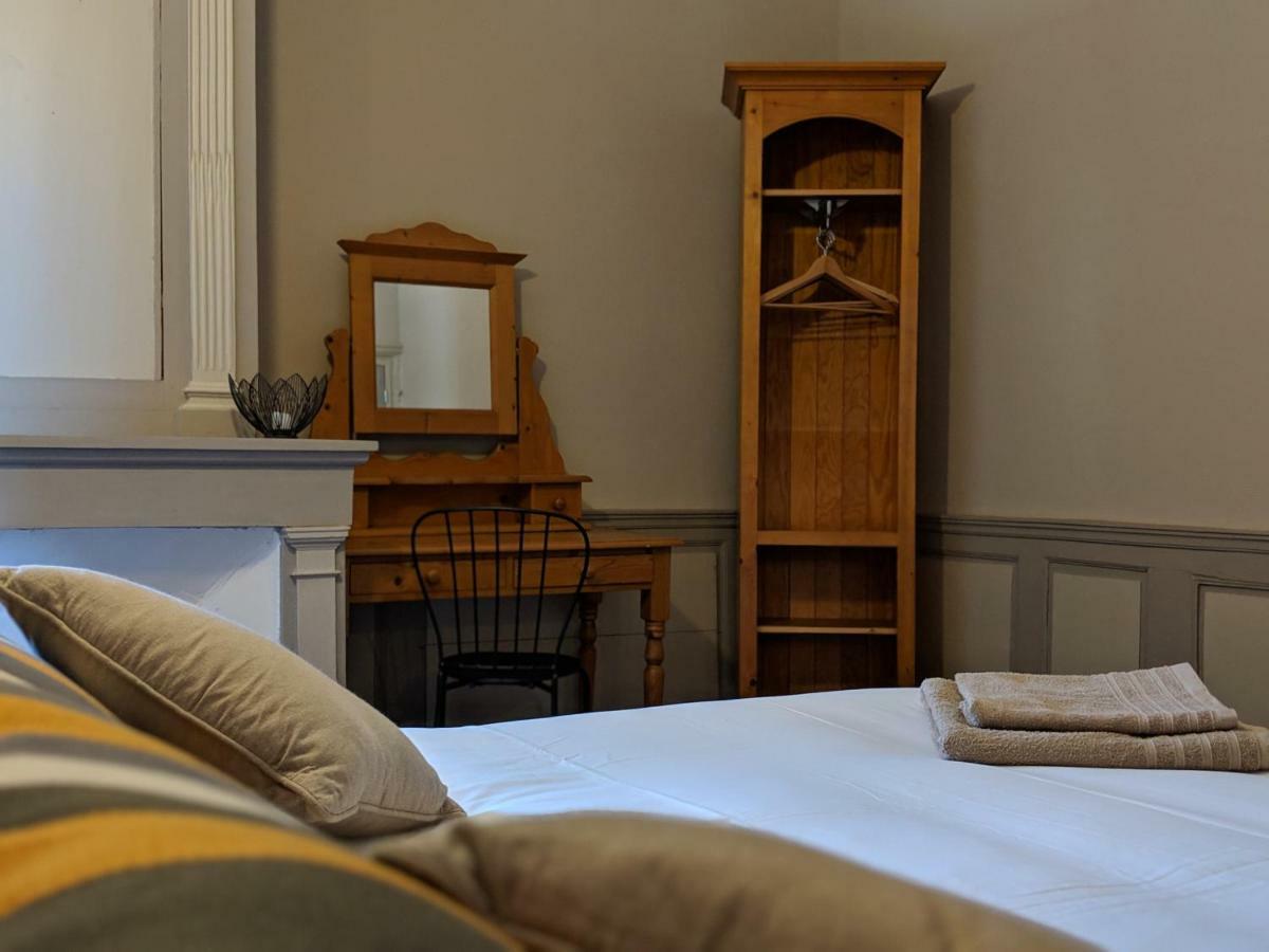 Loge Montaigne Bed & Breakfast L'Hopital-sous-Rochefort Exterior photo