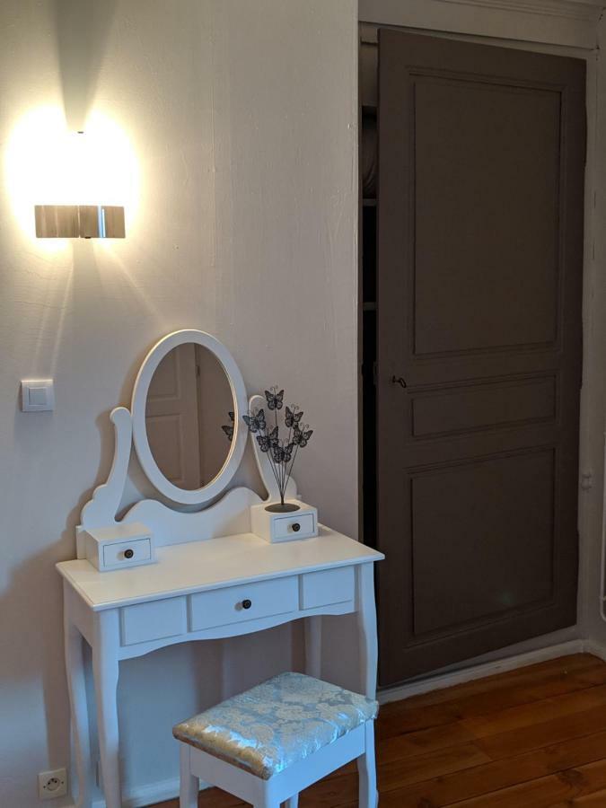 Loge Montaigne Bed & Breakfast L'Hopital-sous-Rochefort Exterior photo